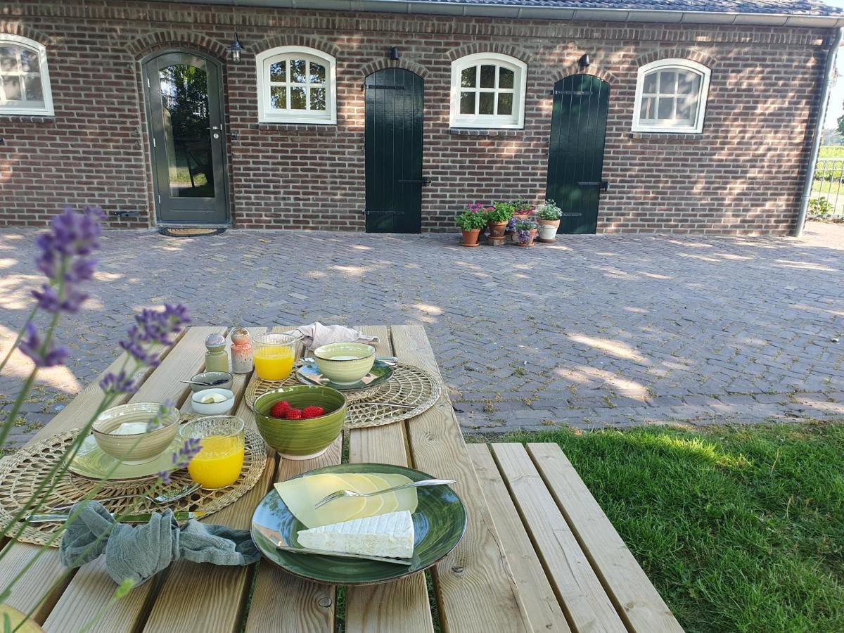B&B De Nieuwenhof 'De Voorkamer' Melderslo エクステリア 写真